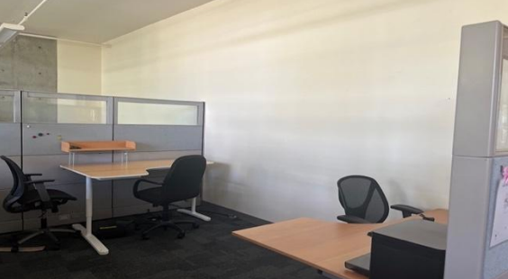 Cubicle-space-for-lease3